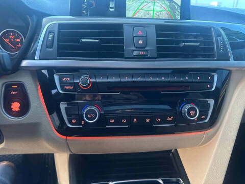 2017 BMW 3 Series 330i