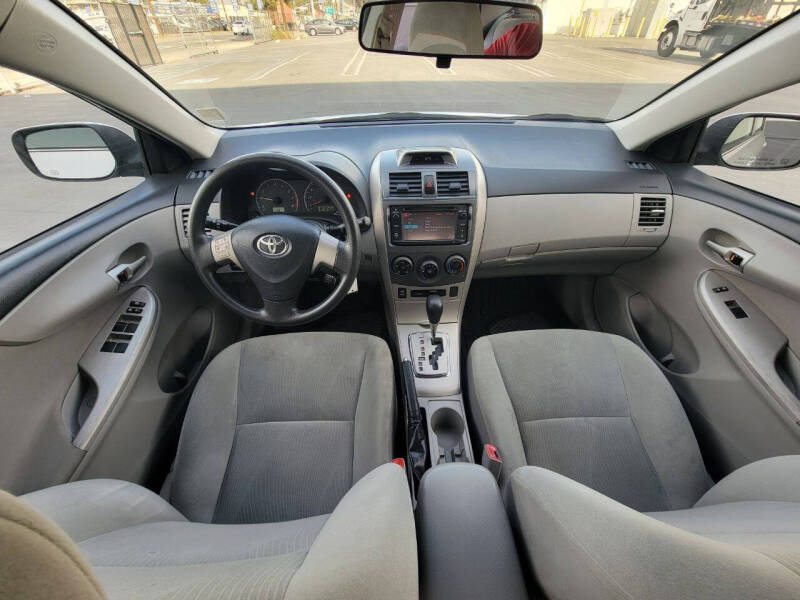 2013 Toyota Corolla LE