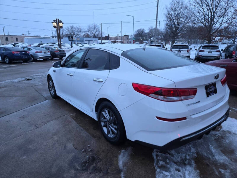 2020 Kia Optima LX