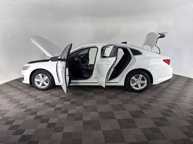 2022 Chevrolet Malibu LS Fleet