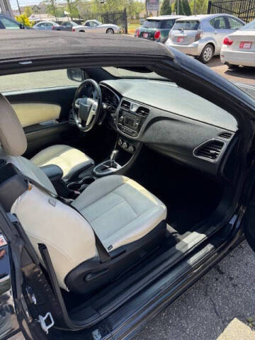 2014 Chrysler 200 Touring