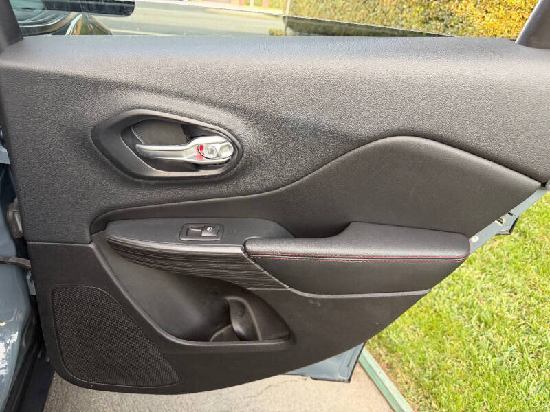 2015 Jeep Cherokee Trailhawk