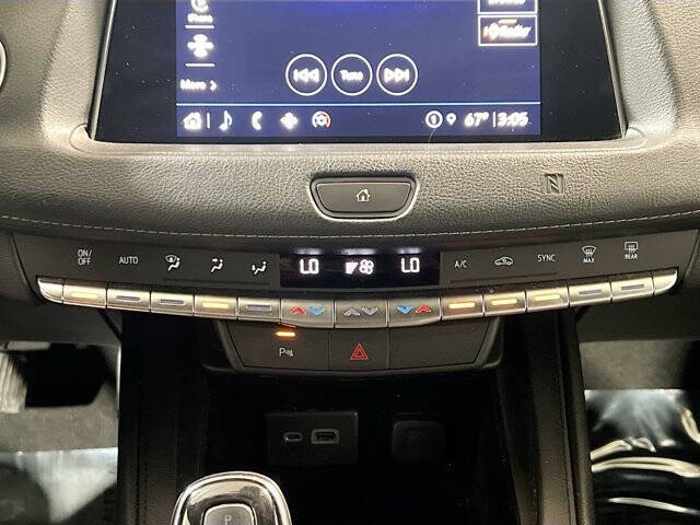2021 Cadillac XT4 Premium Luxury