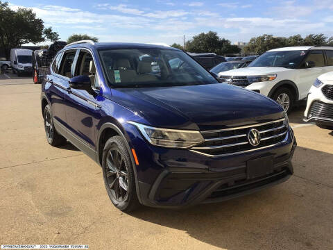 2023 Volkswagen Tiguan SE