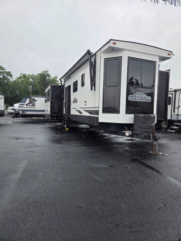 2020 Keystone RV HAMPTON