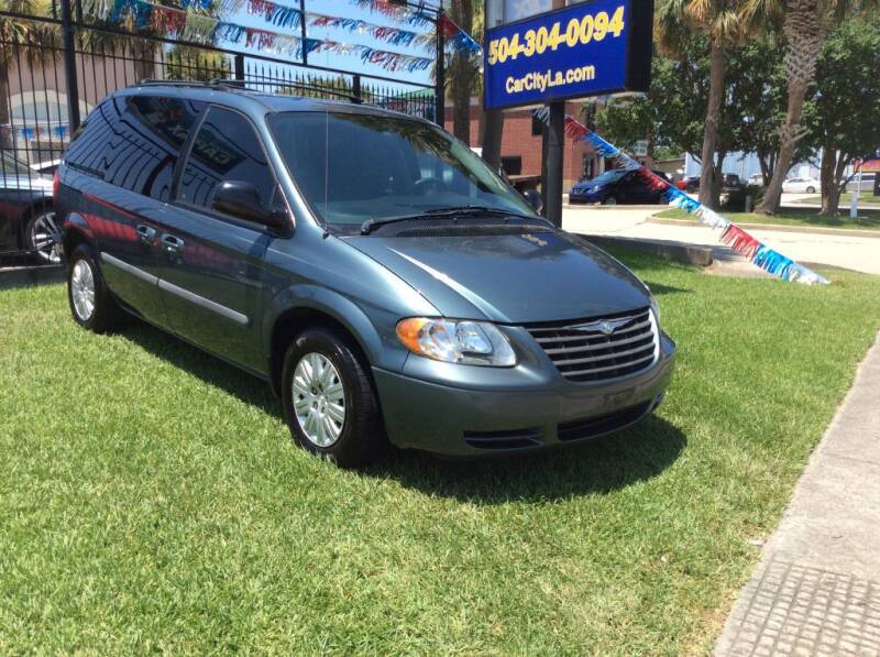 2006 Chrysler Town and Country for sale at Car City Autoplex in Metairie LA