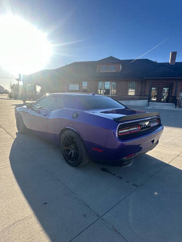 2016 Dodge Challenger SRT Hellcat