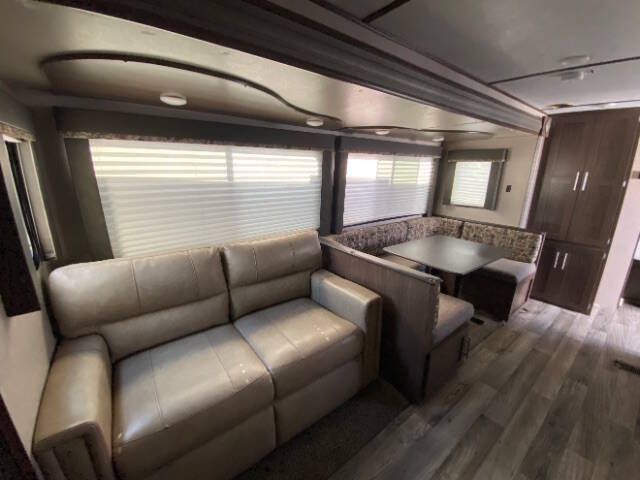 2019 Keystone RV Hideout 28 BHS WE