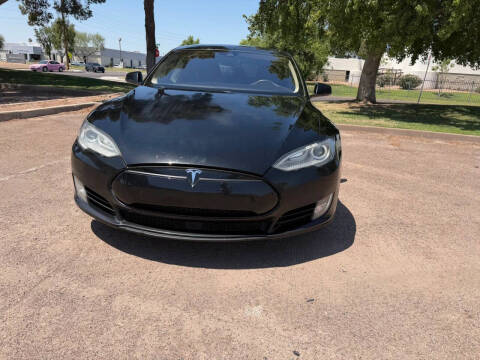 2015 Tesla Model S 85