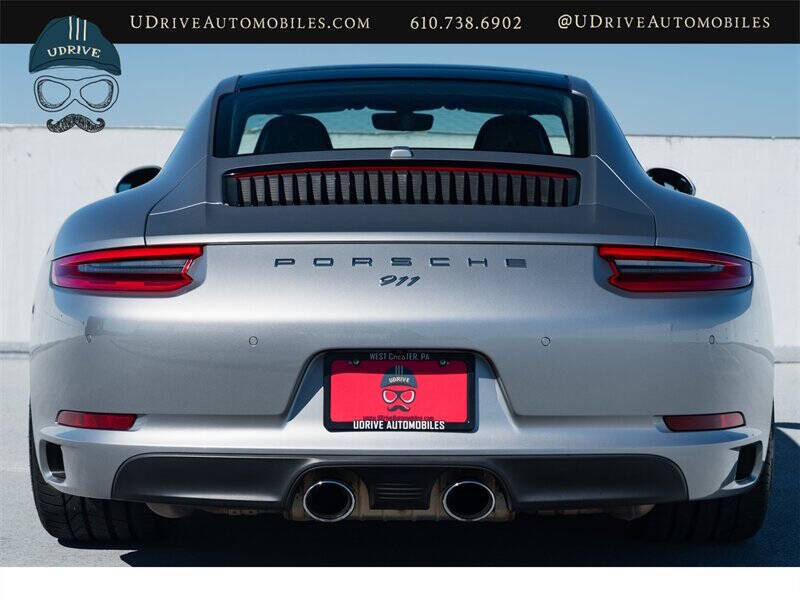 2017 Porsche 911 Carrera