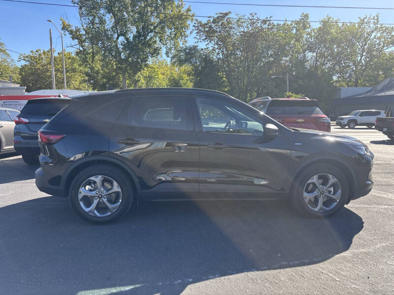 2025 Ford Escape ST-Line
