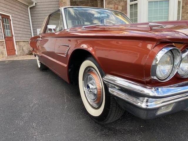 1965 Ford Thunderbird