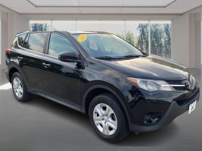 2015 Toyota RAV4 LE's photo