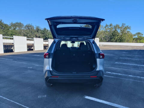 2023 Toyota RAV4 Hybrid LE