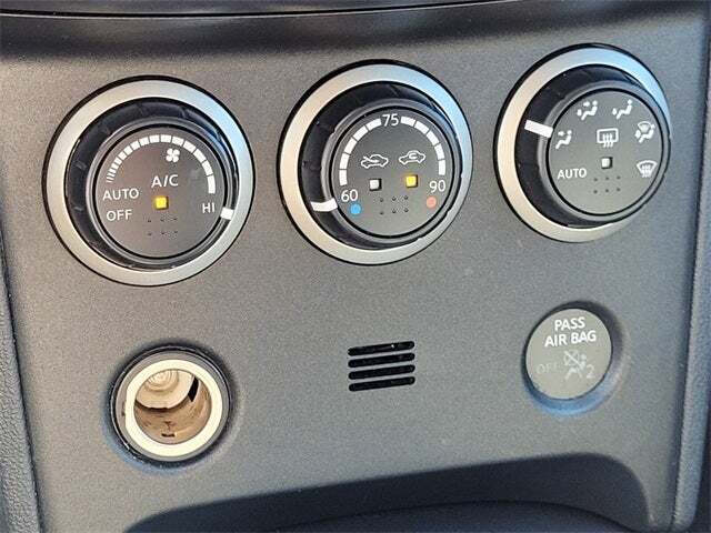 2013 Nissan Rogue SV w/SL Package