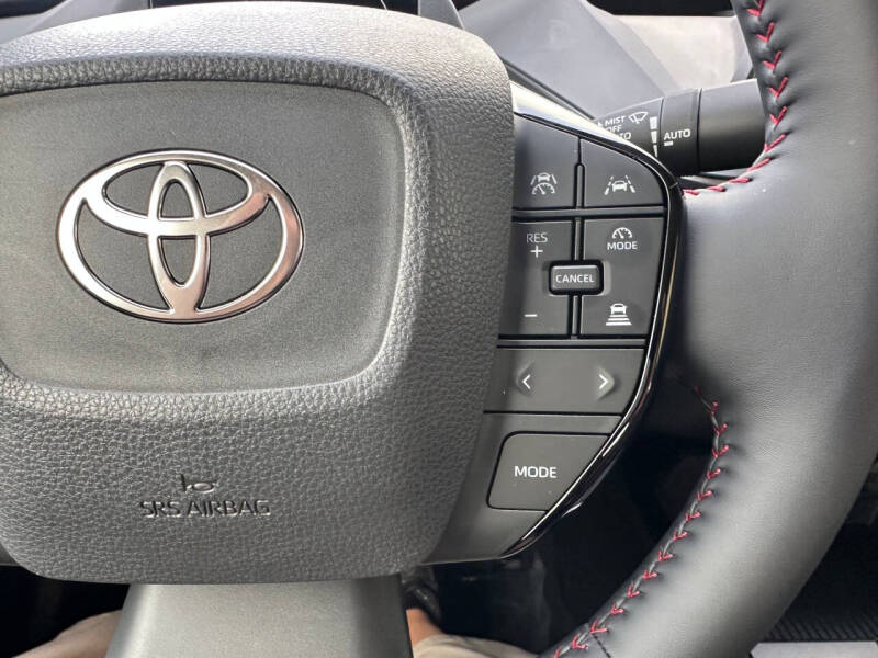 2025 Toyota Prius Plug-in Hybrid