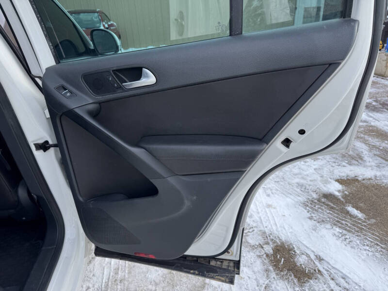 2013 Volkswagen Tiguan S 4Motion