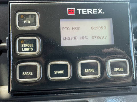 2014 Freightliner M2 106