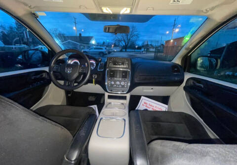 2012 Dodge Grand Caravan for sale at Tiger Auto Sales in Columbus OH