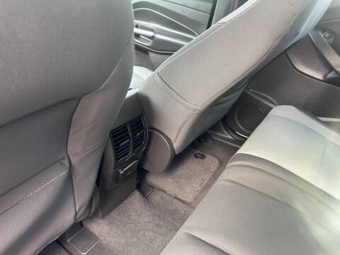 2016 Ford C-MAX Hybrid SE