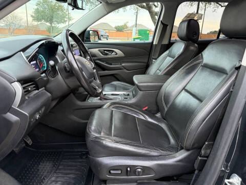 2020 Chevrolet Traverse LT Leather