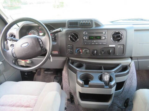 2014 Ford E-Series E-150
