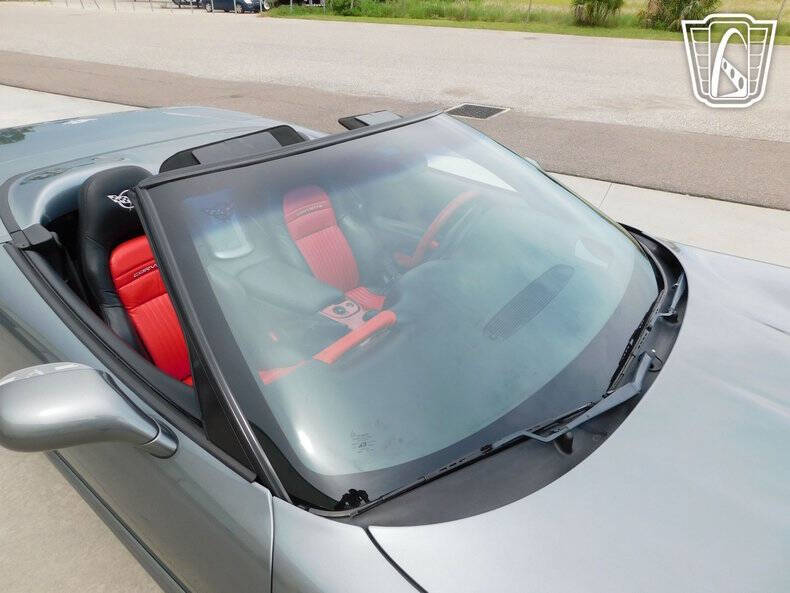 2004 Chevrolet Corvette