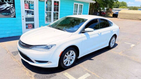 2017 Chrysler 200 Limited