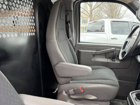 2024 GMC Savana 2500