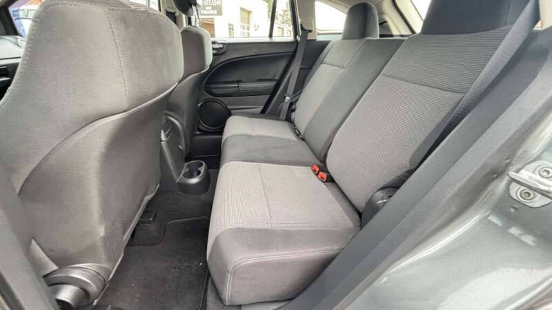 2012 Dodge Caliber SXT