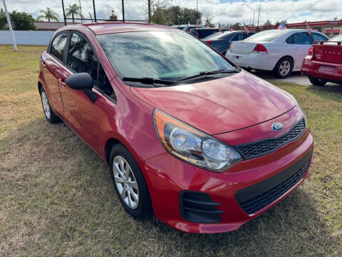 2017 Kia Rio 5-Door LX