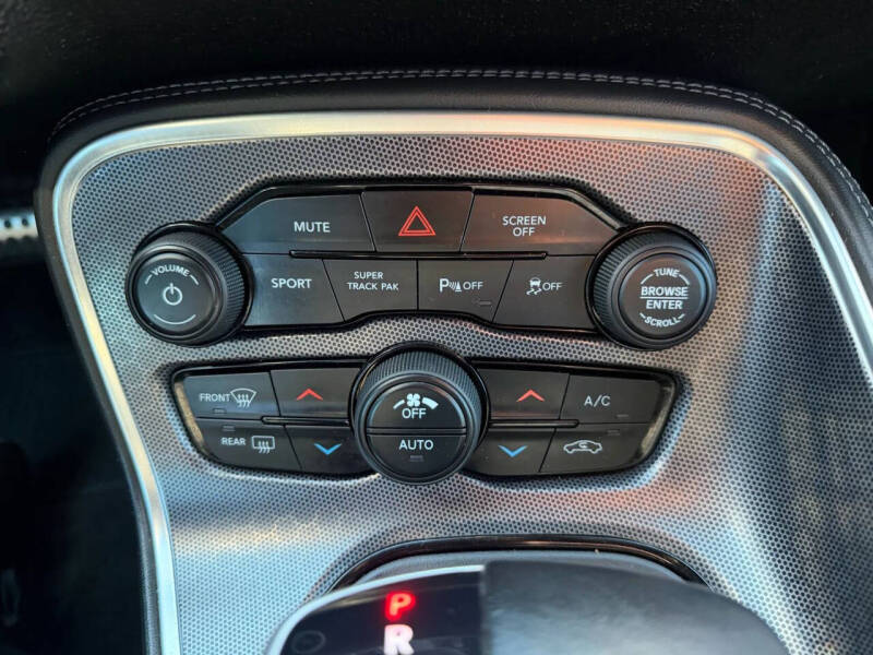 2017 Dodge Challenger GT