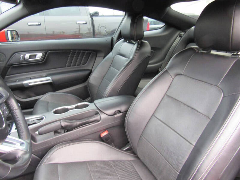 2020 Ford Mustang EcoBoost