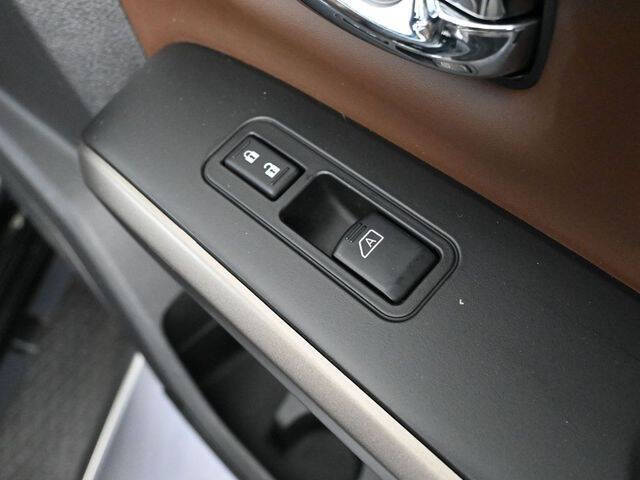 2021 Nissan Titan Platinum Reserve