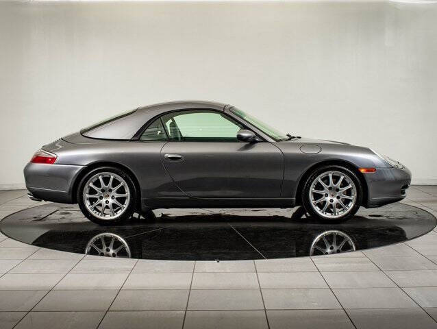 2001 Porsche 911 Carrera