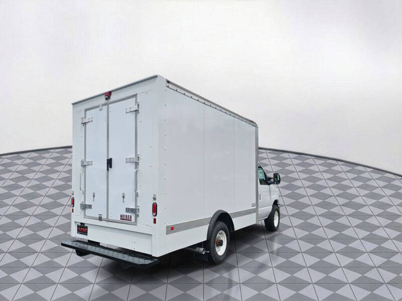 2025 Ford E-Series