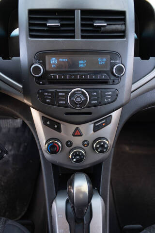 2013 Chevrolet Sonic LT Auto