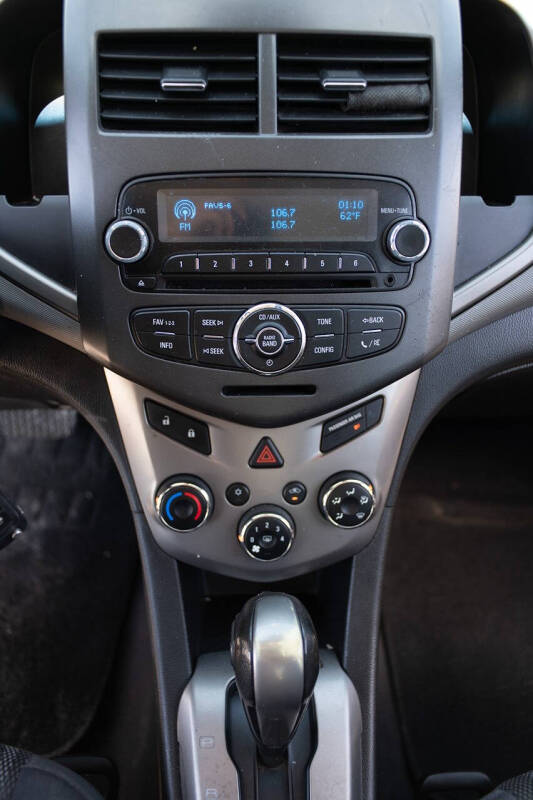 2013 Chevrolet Sonic LT Auto