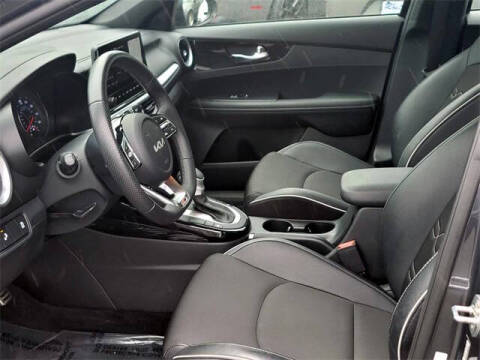 2022 Kia Forte GT Line