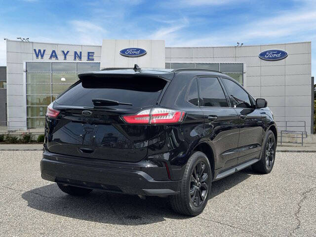 2023 Ford Edge SE
