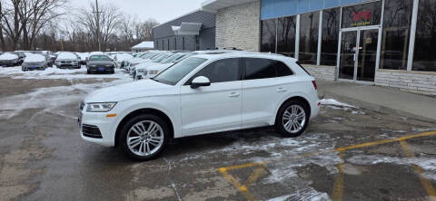 2018 Audi Q5 2.0T quattro Premium Plus