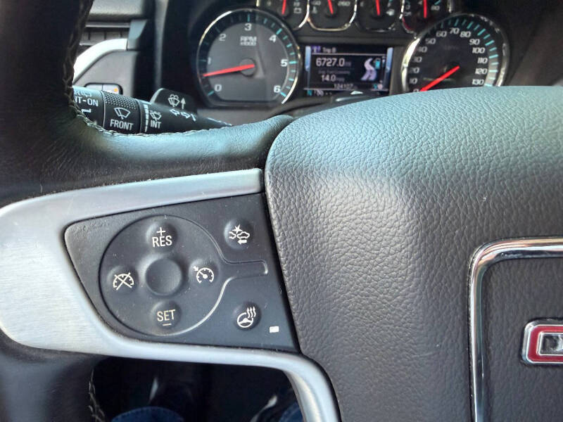 2017 GMC Yukon XL SLT