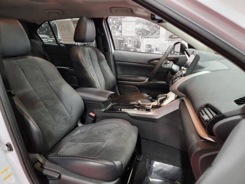 2023 Mitsubishi Eclipse Cross SE