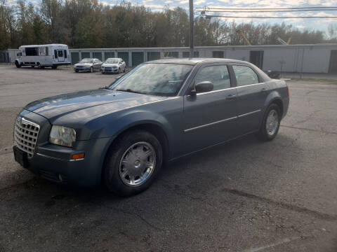 2006 Chrysler 300 for sale at Royalty Motors LLC in Portsmouth VA