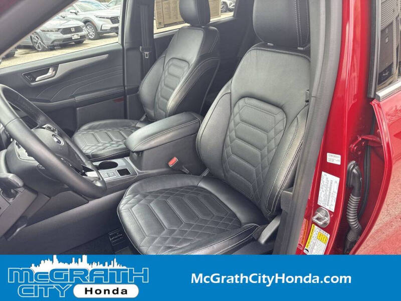 2024 Ford Escape Platinum