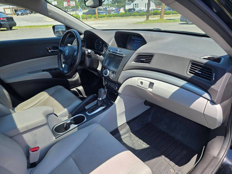 2017 Acura ILX w/Tech