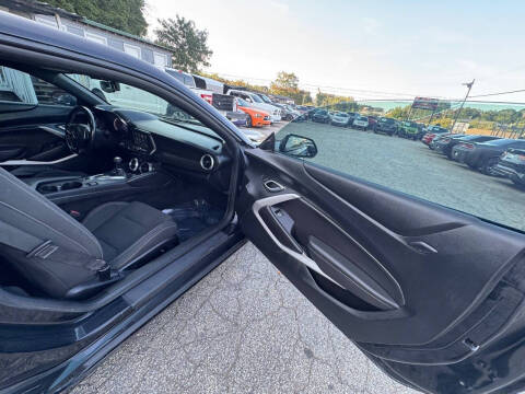 2019 Chevrolet Camaro LS