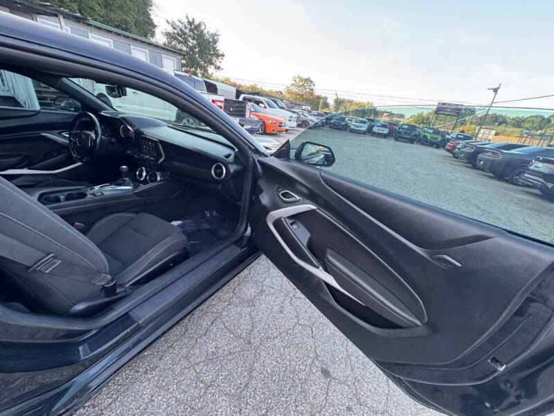 2019 Chevrolet Camaro LS