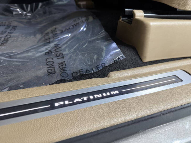 2018 Cadillac Escalade ESV Platinum