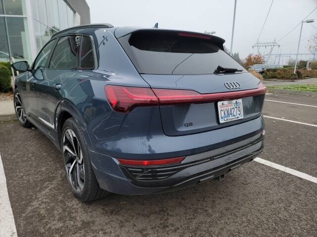 2024 Audi Q8 e-tron quattro Premium Plus